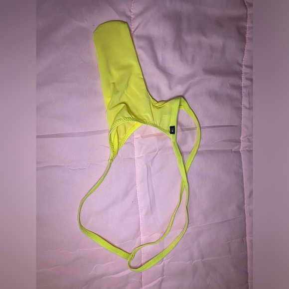 TM Collection Men’s giant bulge thong - Picture 2 of 4